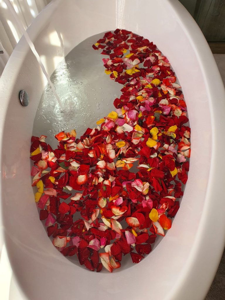 Inca Ritual Rose Petal Bath